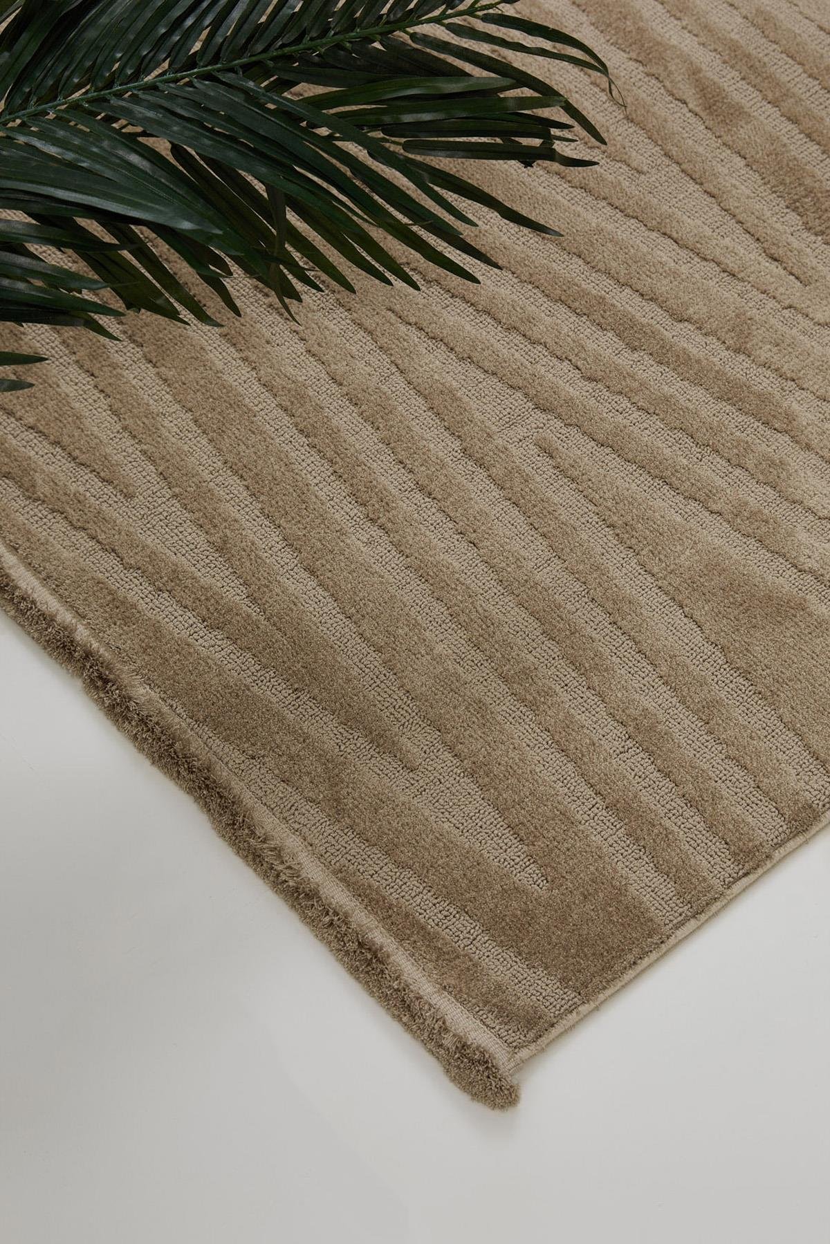 Çam Halı Eyfel 3106 Vizon Romans Halı Modern Desenli Makine Halısı