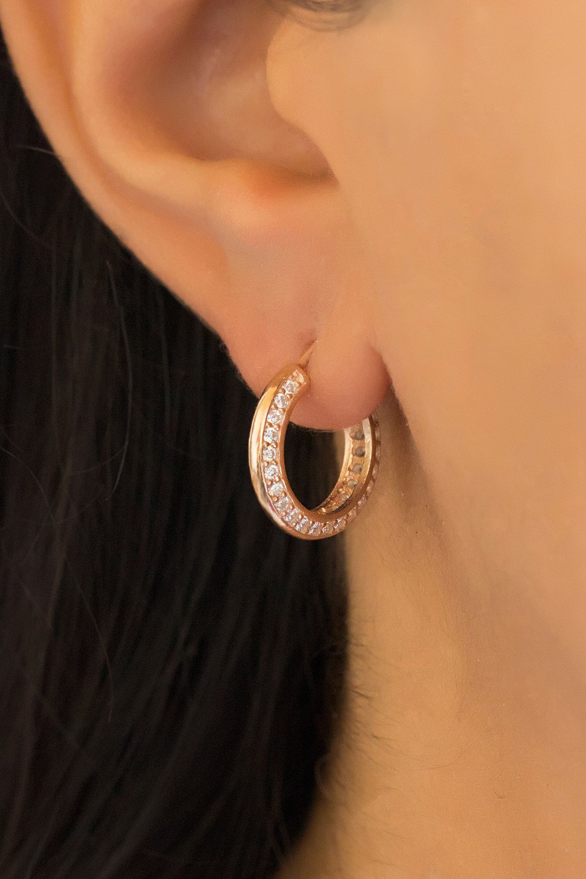 Gümüş Taşlı Büyük Boy Halka Küpe Lieza Jewelry  kpg210065