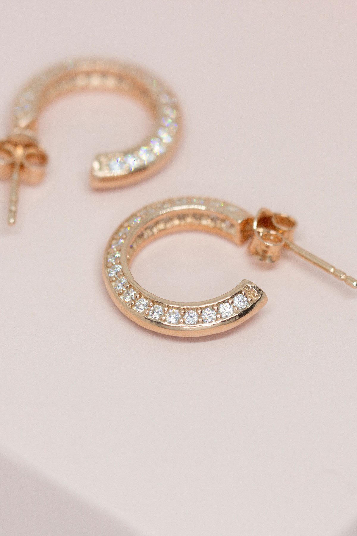 Gümüş Taşlı Büyük Boy Halka Küpe Lieza Jewelry  kpg210065