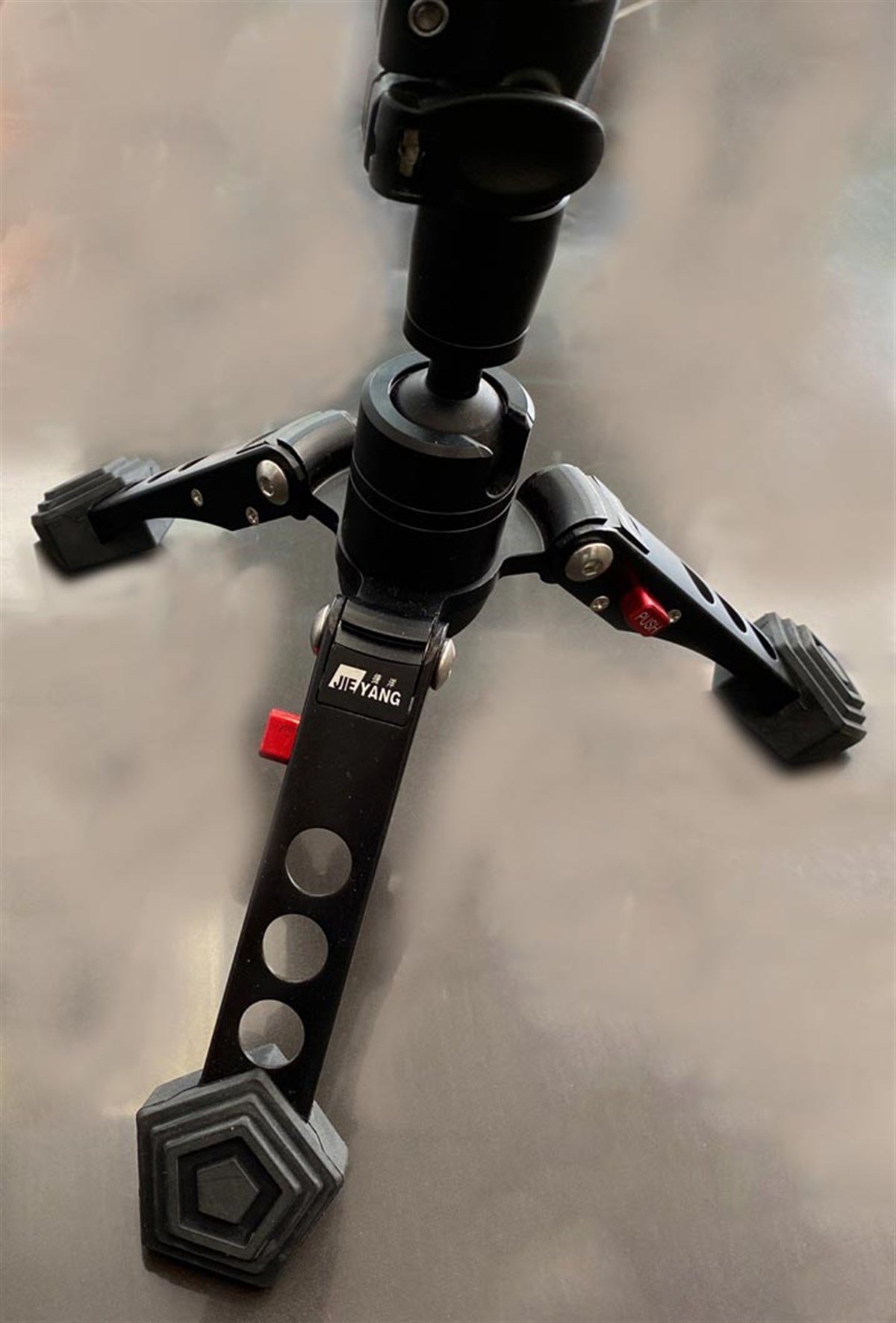 Jieyang Monopod JY0518B Mandallı Kilit sistemi Kırmızı