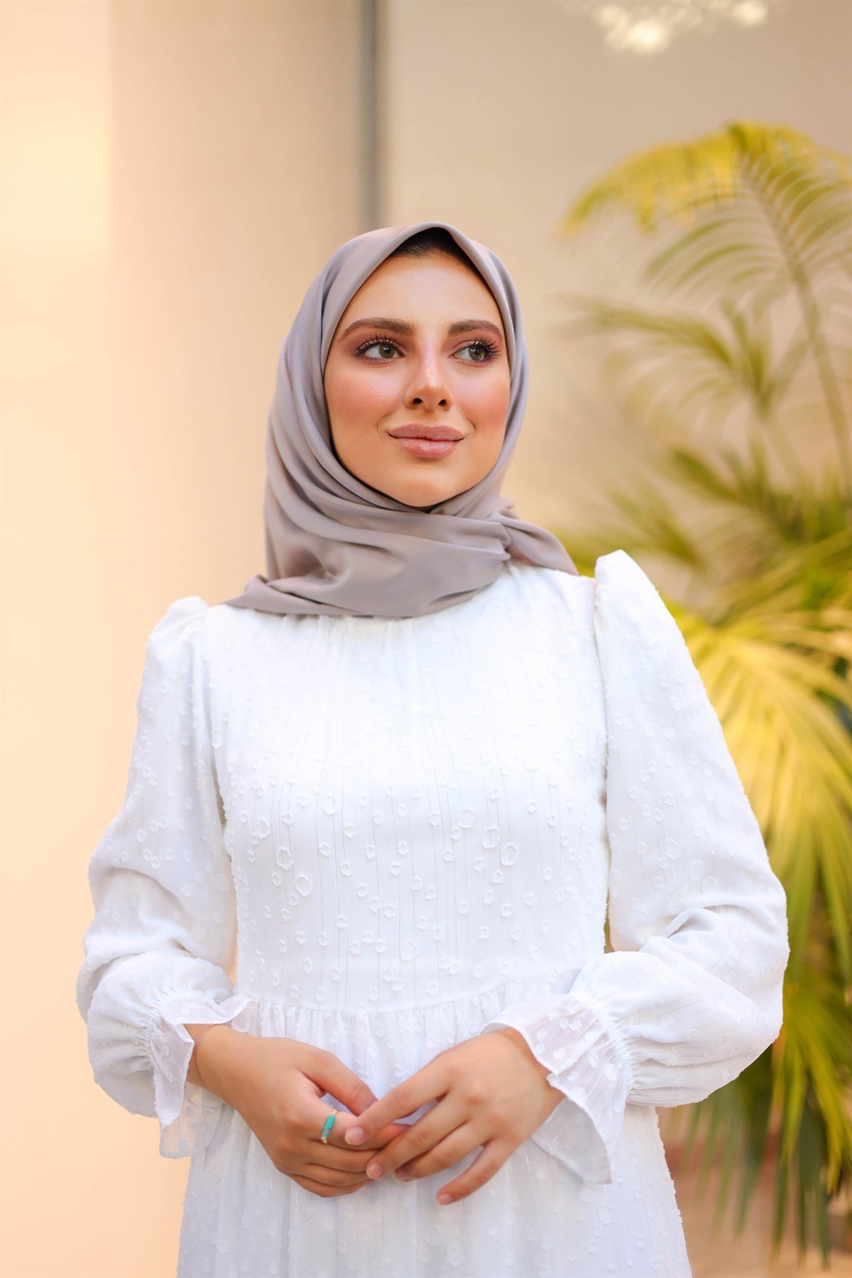 Kum Beji Silk Touch Twill Eşarp