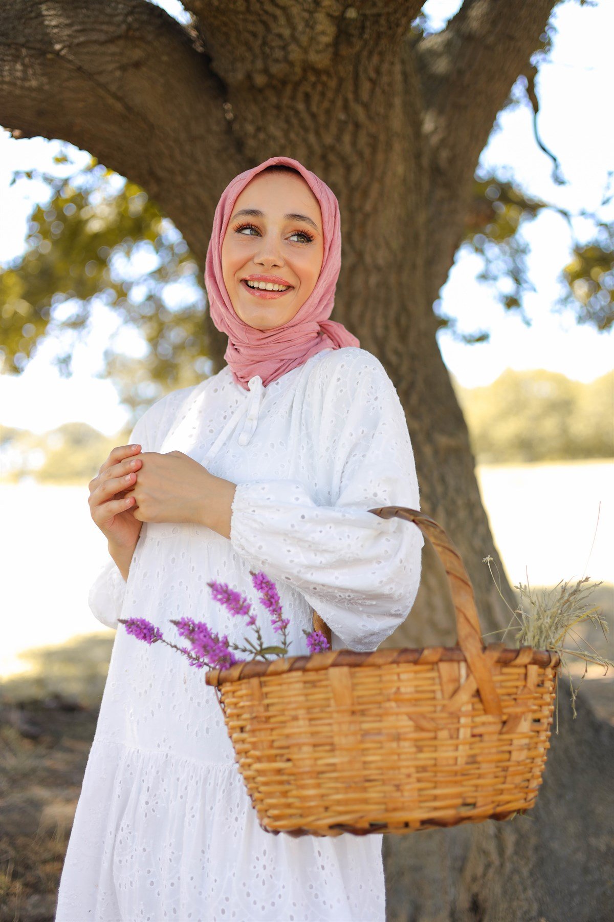 Prenses Pembesi Bambu Eşarp