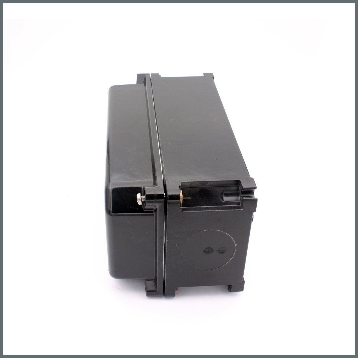 Konum GöstergeleriPalazzoli TAIS-EX Serisi BUAT (IP66) GRP 250x125x125 mm. Yüksek Kapak
