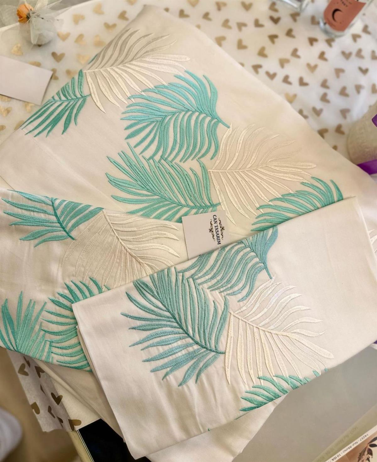 Blue Tropic Nakış Çift kişilik Nevresim Set