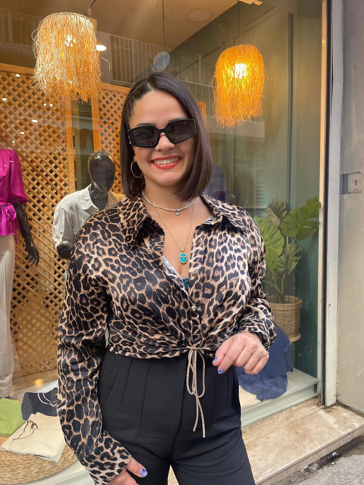 Leopar Taş Zincir Detaylı Gömlek