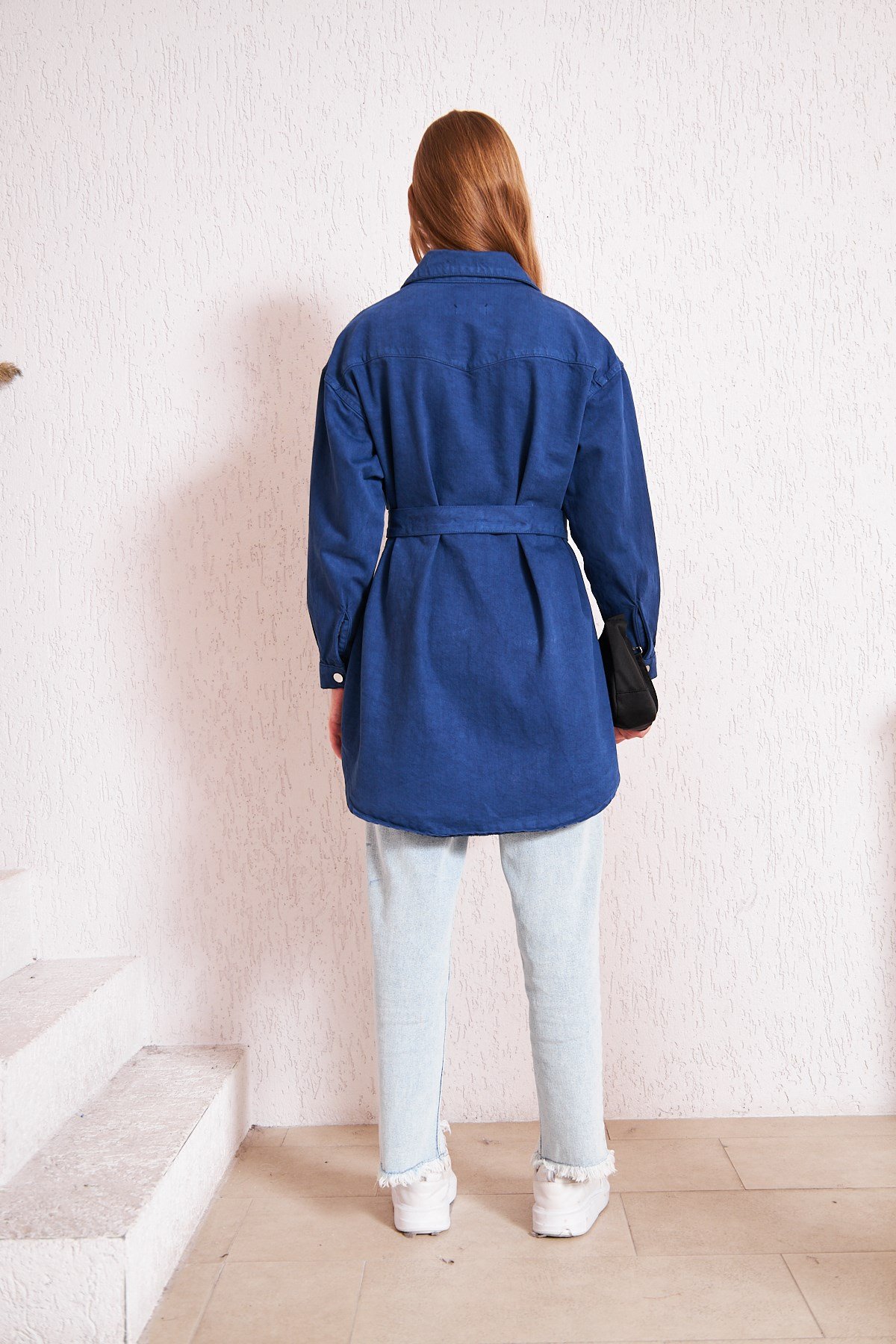 Beli Kemerli Denim Ceket Parlament