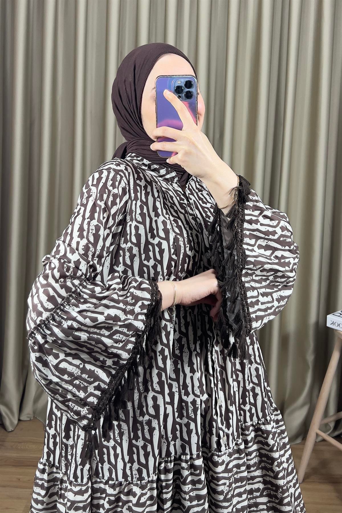 Püskül Detaylı Elbise Kahve 
