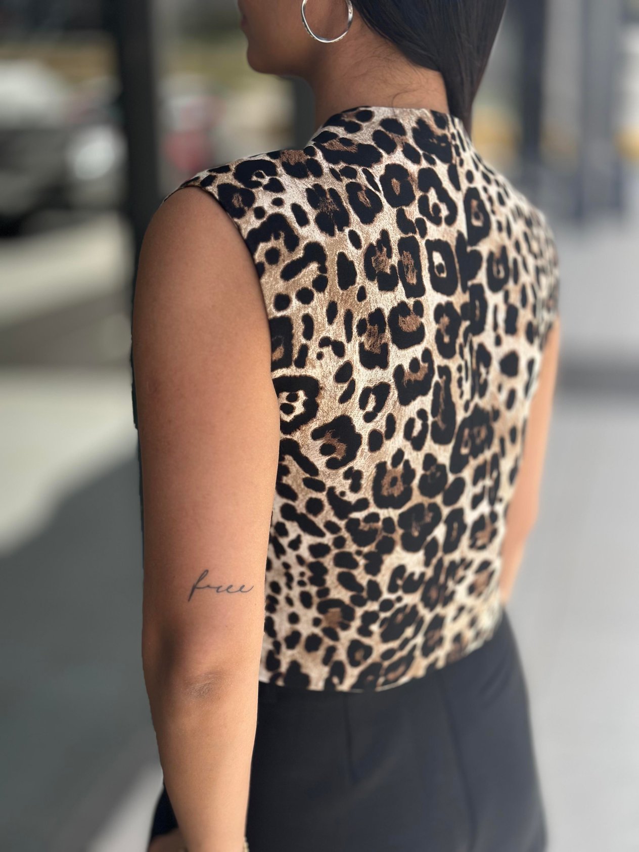 16414 LEOPAR DESEN KOLSUZ YIRTMACLI YELEK