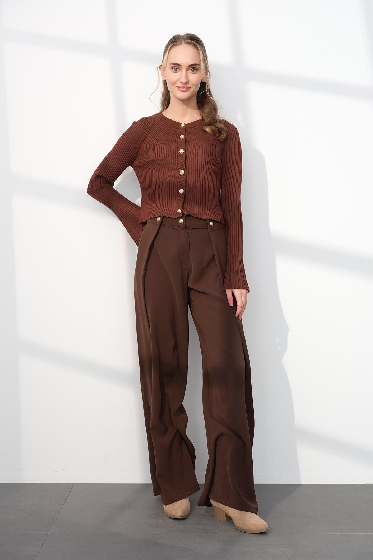 1702 GOLD DUGME PANTOLON