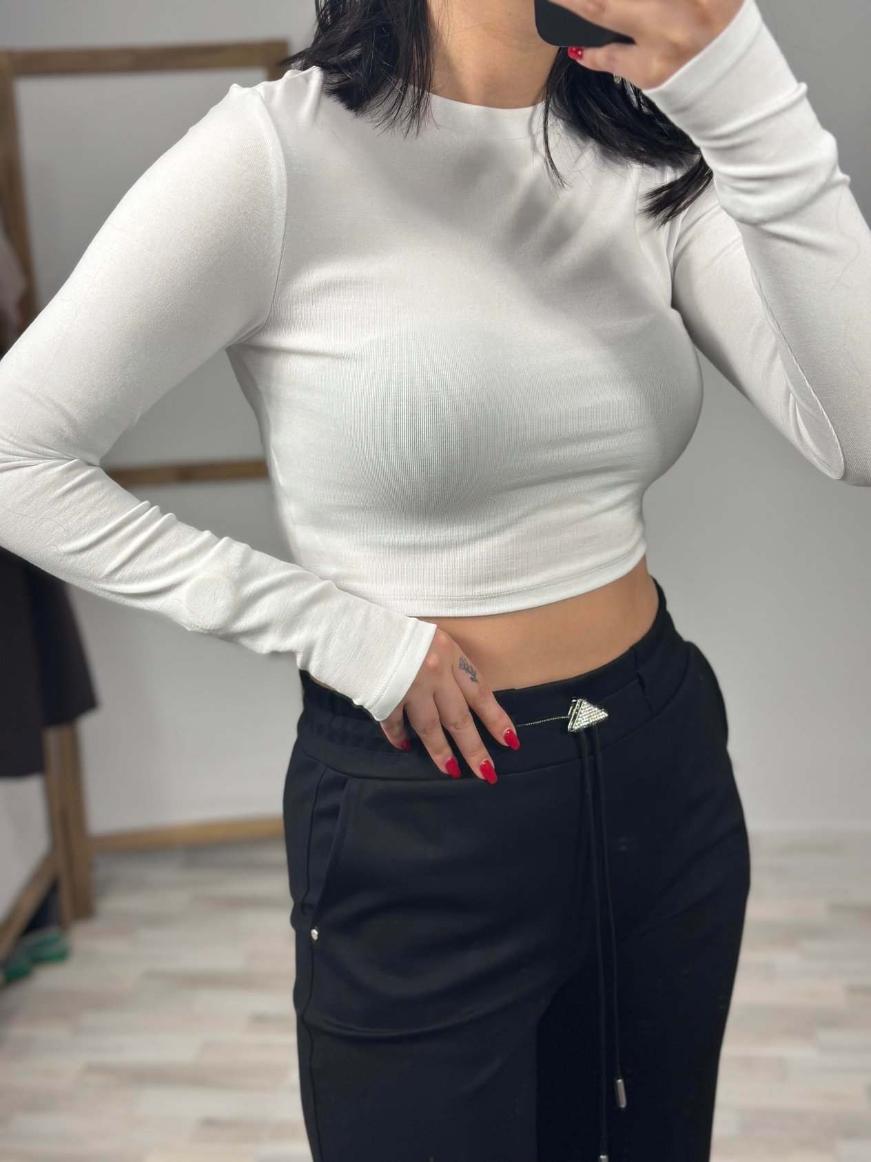 31236 UZUN KOLLU CROP TOP