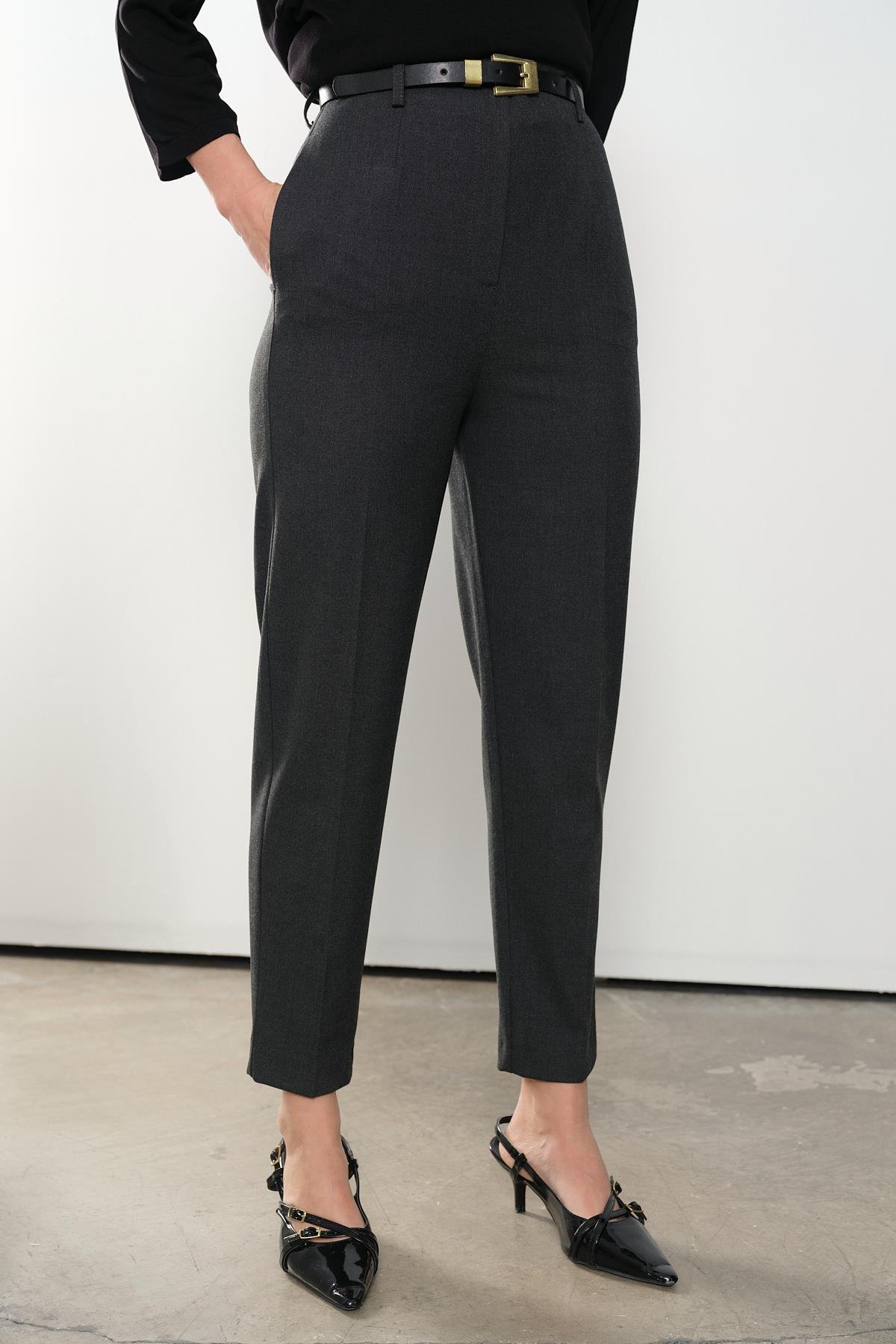 71293  KEMERLI YUKSEK BEL PANTOLON