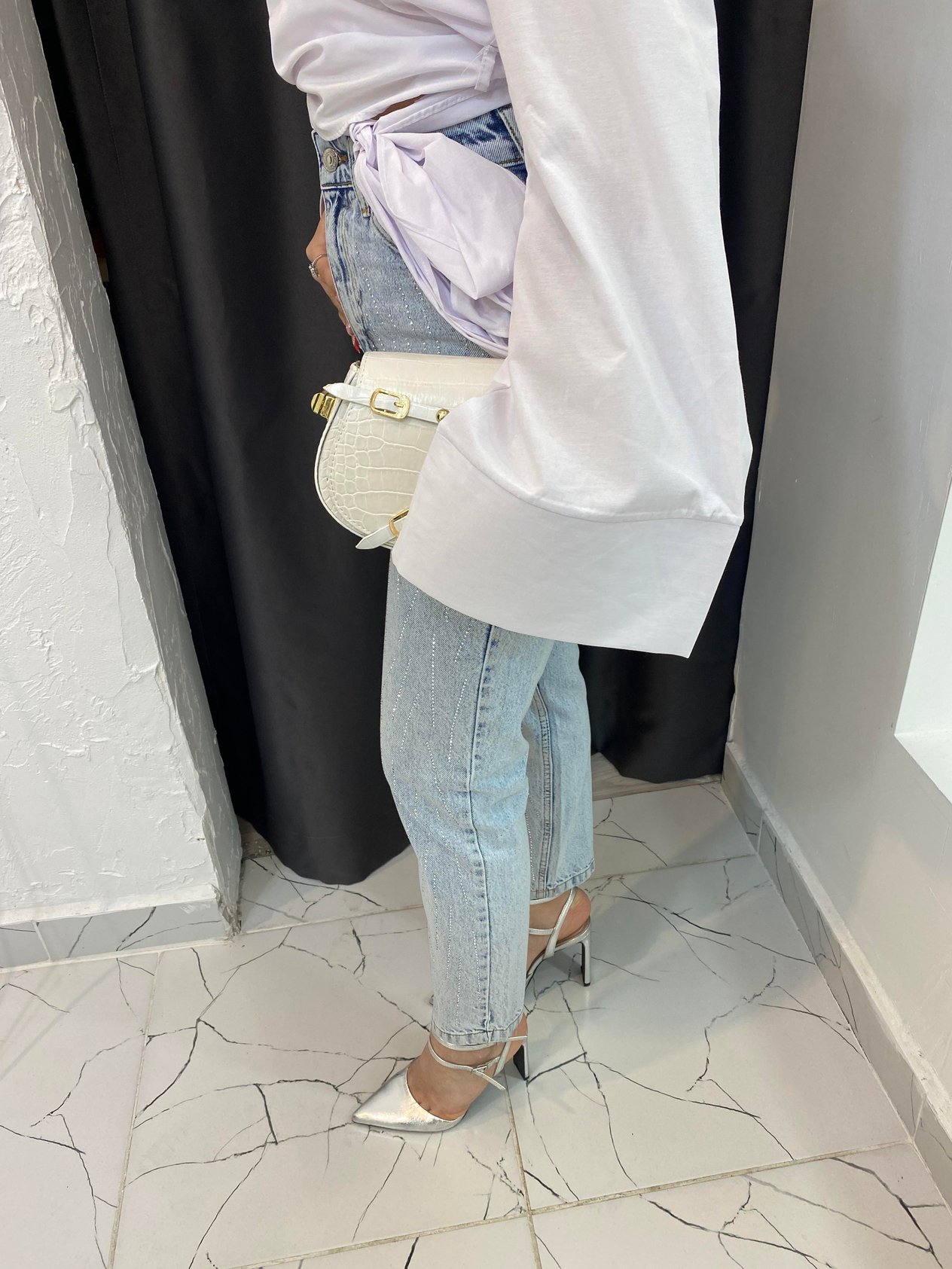 Buz Mavi Taşlı Boyfit Jean 