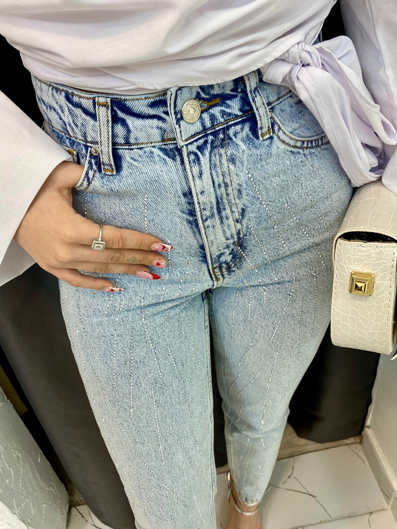 Buz Mavi Taşlı Boyfit Jean 