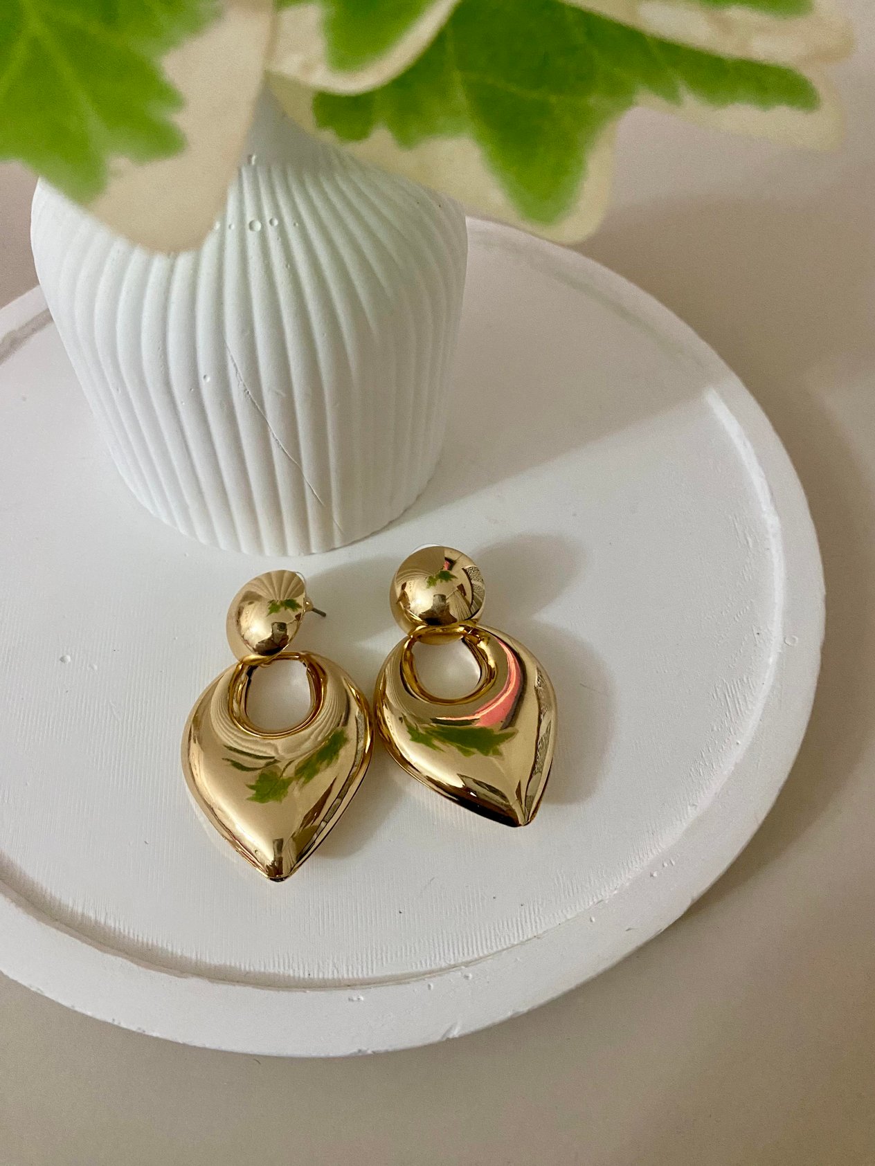 Gold Damla Model Küpe
