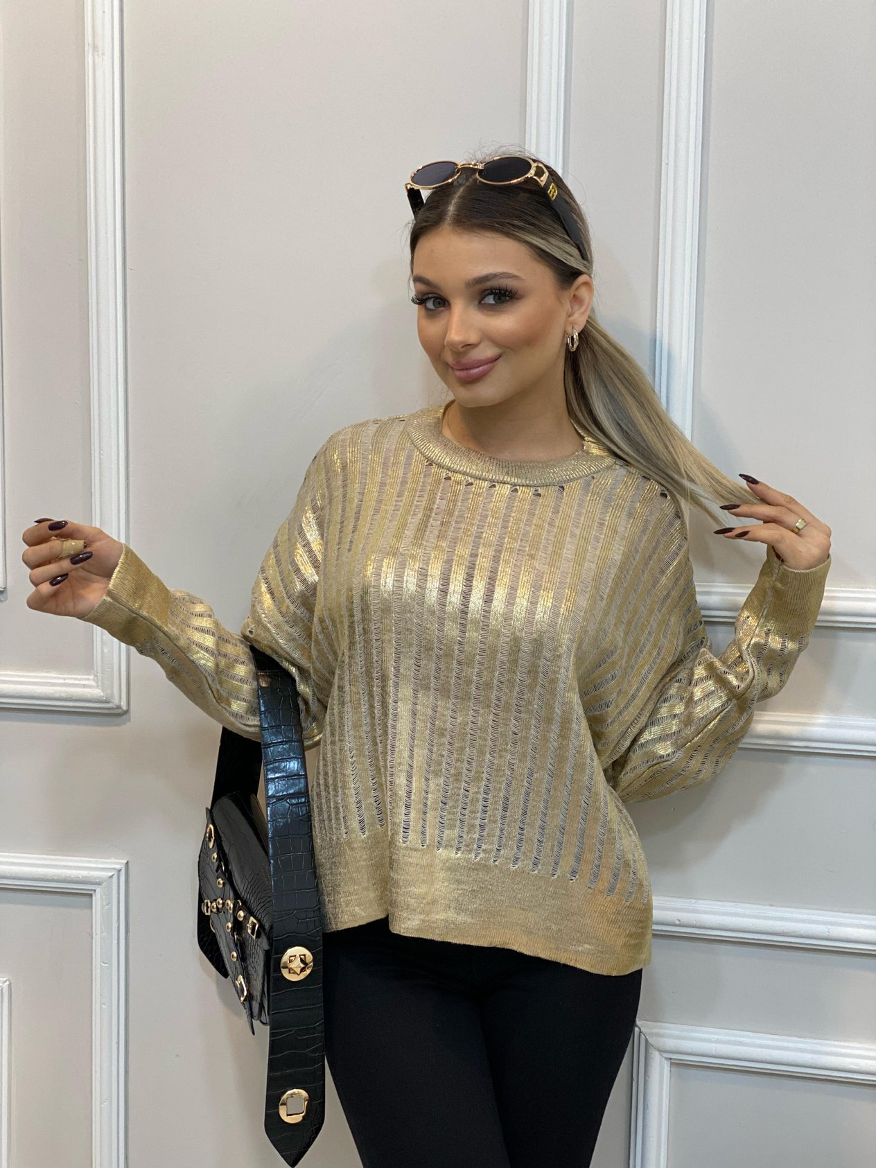 Gold Şeritli Triko Kazak