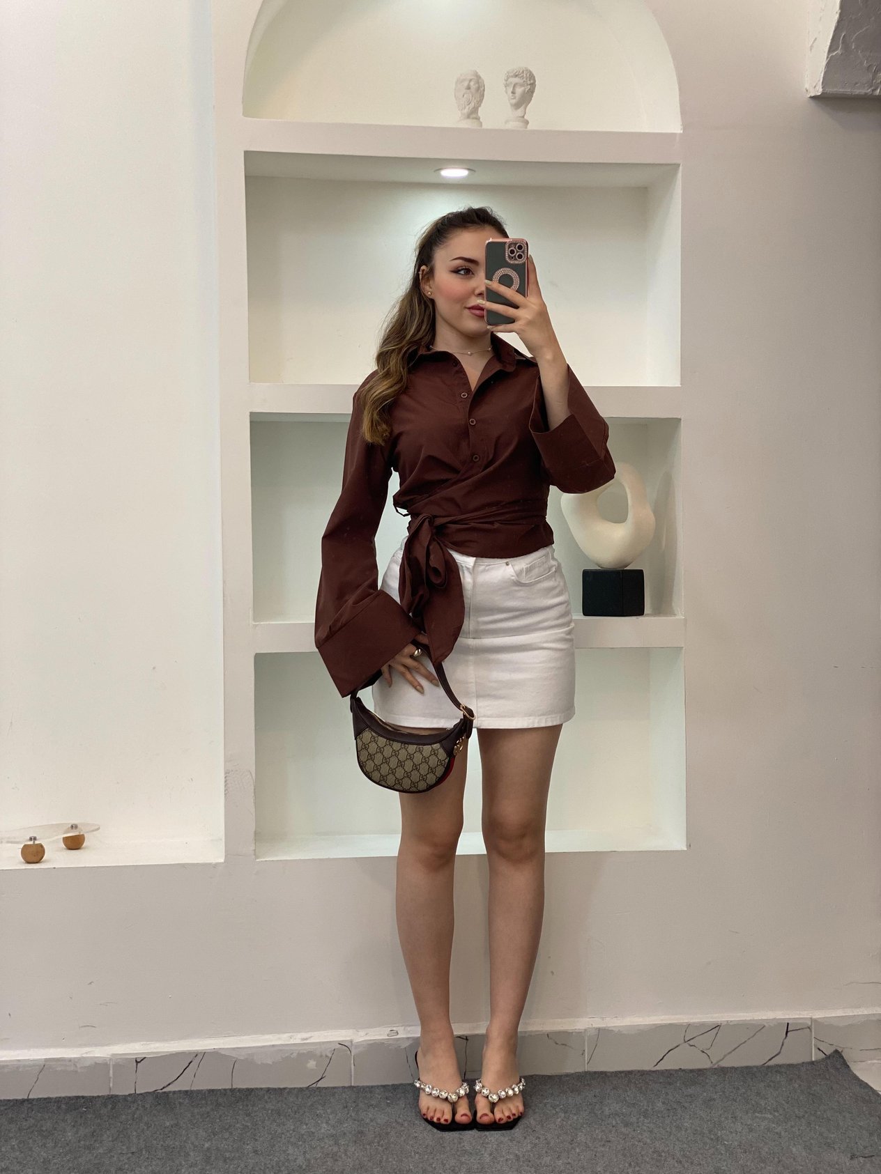 Kahve Bağlamalı Model Gömlek 