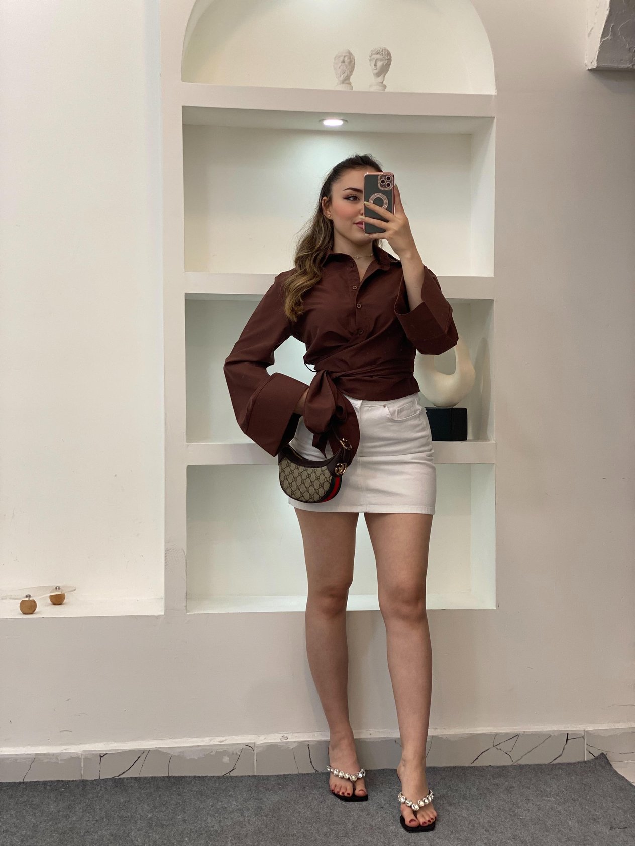 Kahve Bağlamalı Model Gömlek 