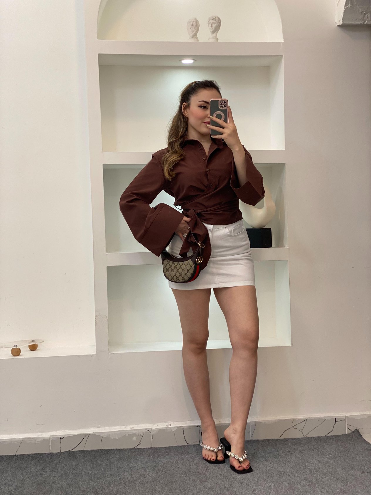 Kahve Bağlamalı Model Gömlek 