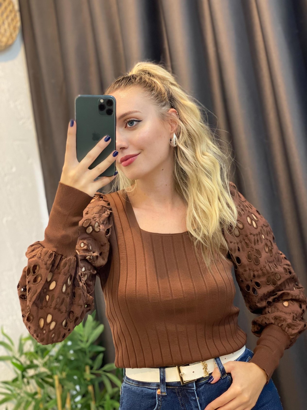 Kahve Kolları Fisto Detaylı Triko Bluz 