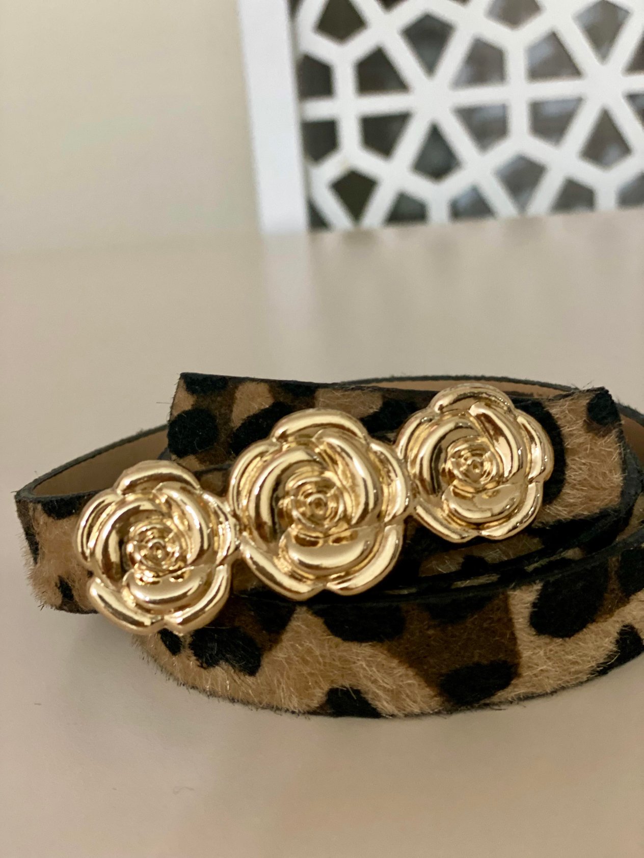 Leo Desen Gül Desen Gold Tokalı Marka Model Kemer 