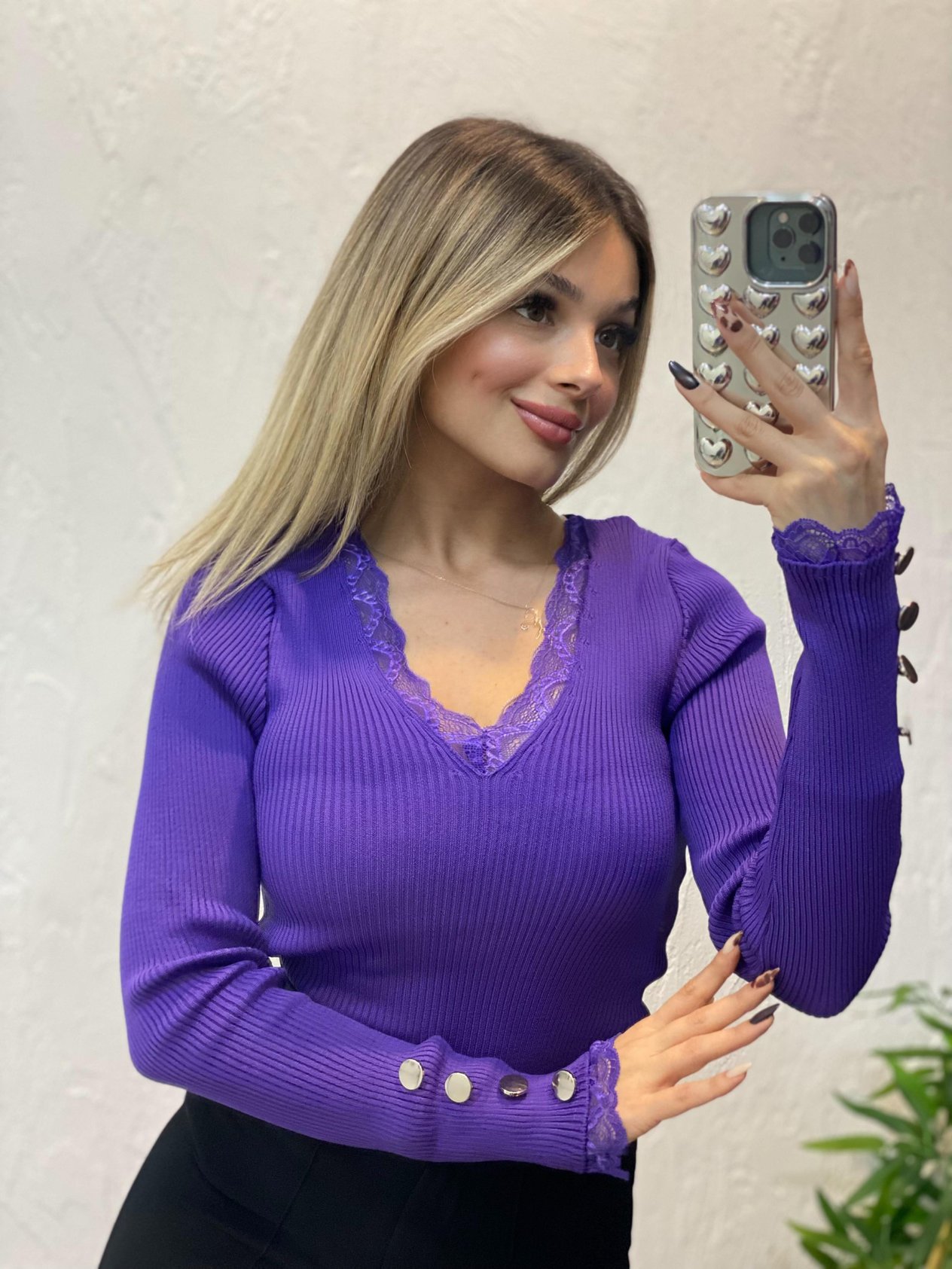 Mor Yaka Ve Kolları Dantel DetaylıTriko