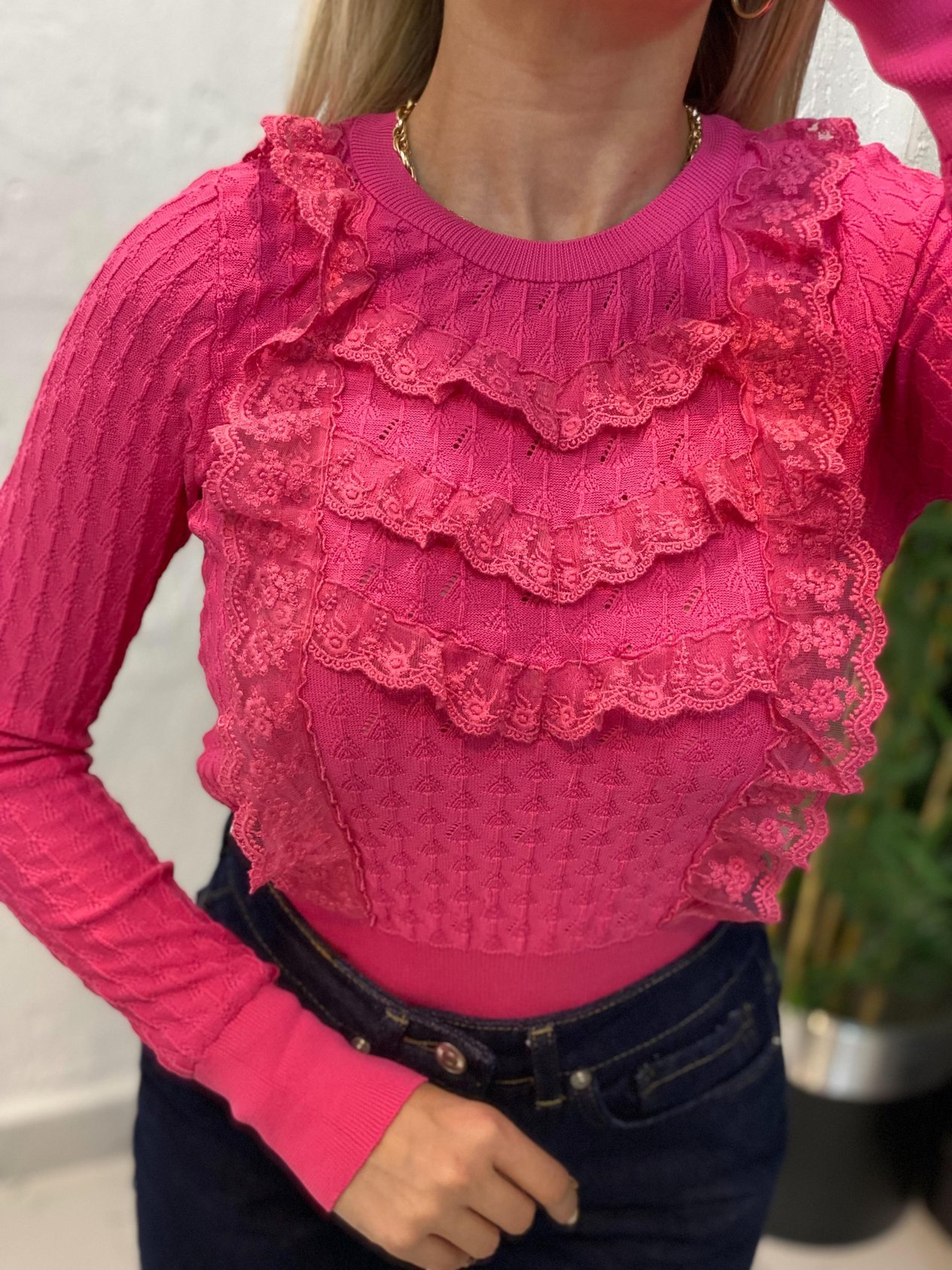 Pembe Güpürlü Model Triko