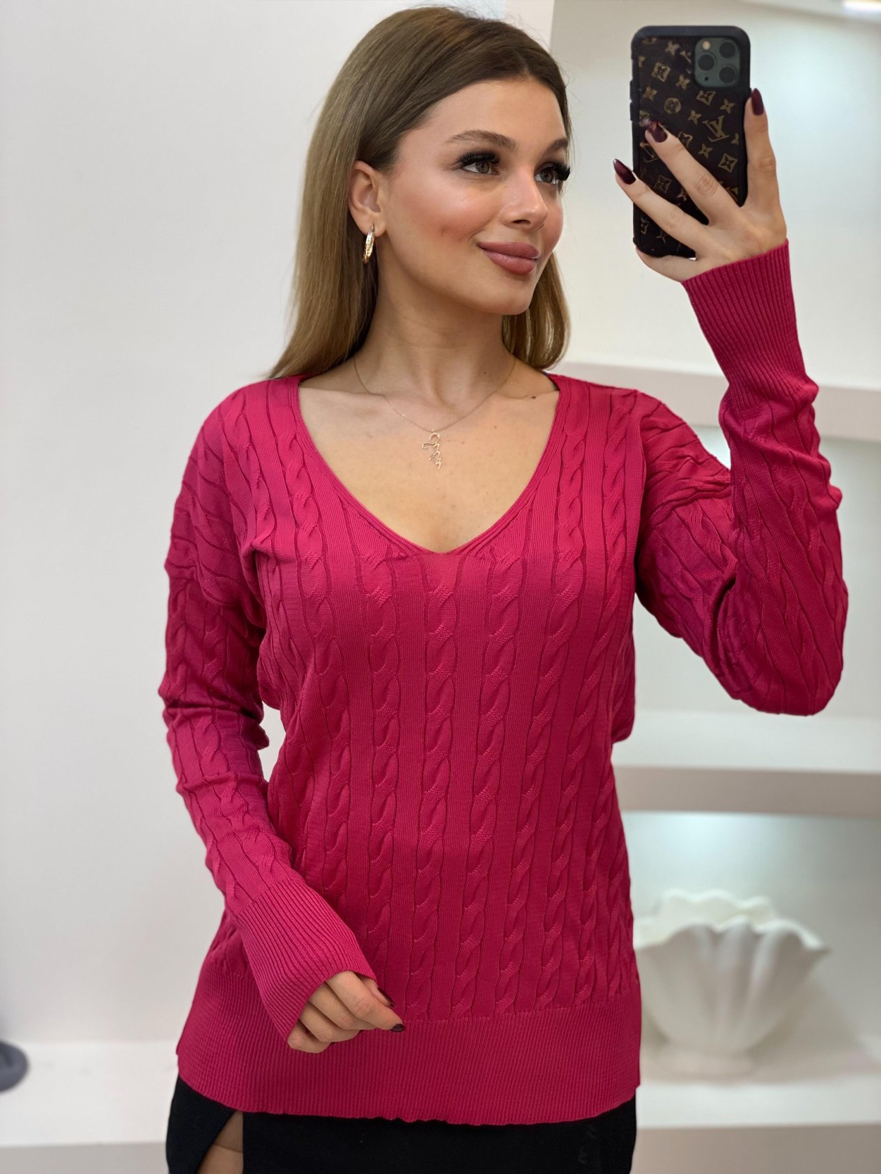 Pembe V Yaka Saç Örgü Model Triko