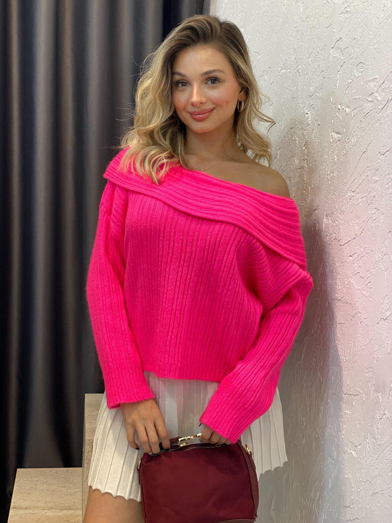 Q Marka Madonna Yaka Neon Pembe Triko Kazak
