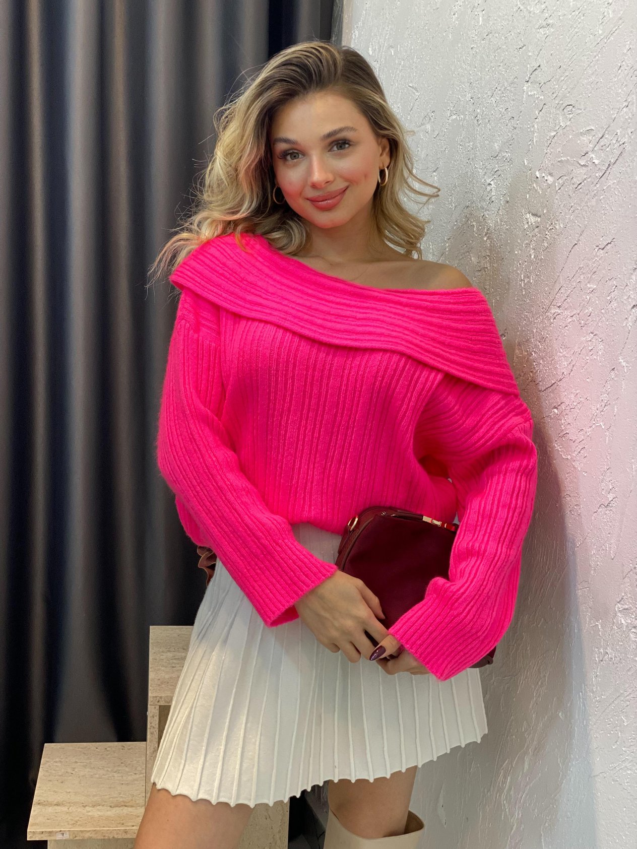 Q Marka Madonna Yaka Neon Pembe Triko Kazak