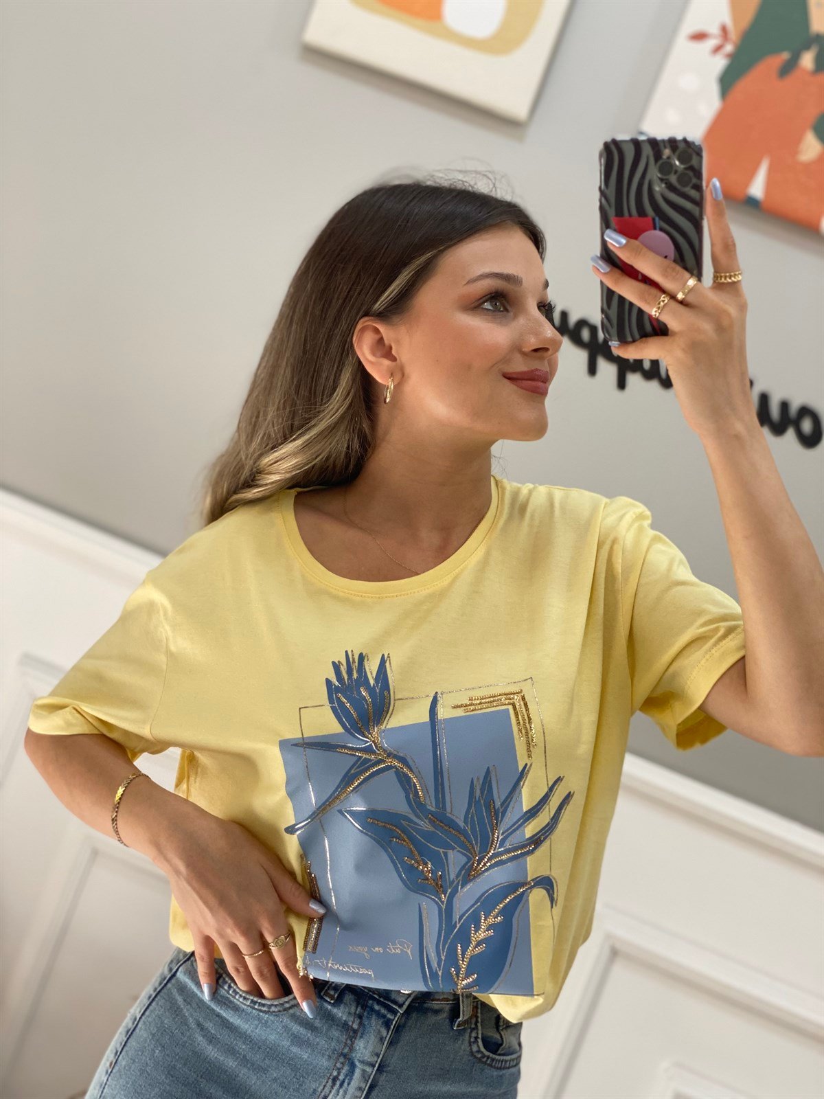 Sarı Gold Payet Dikimli Tshirt