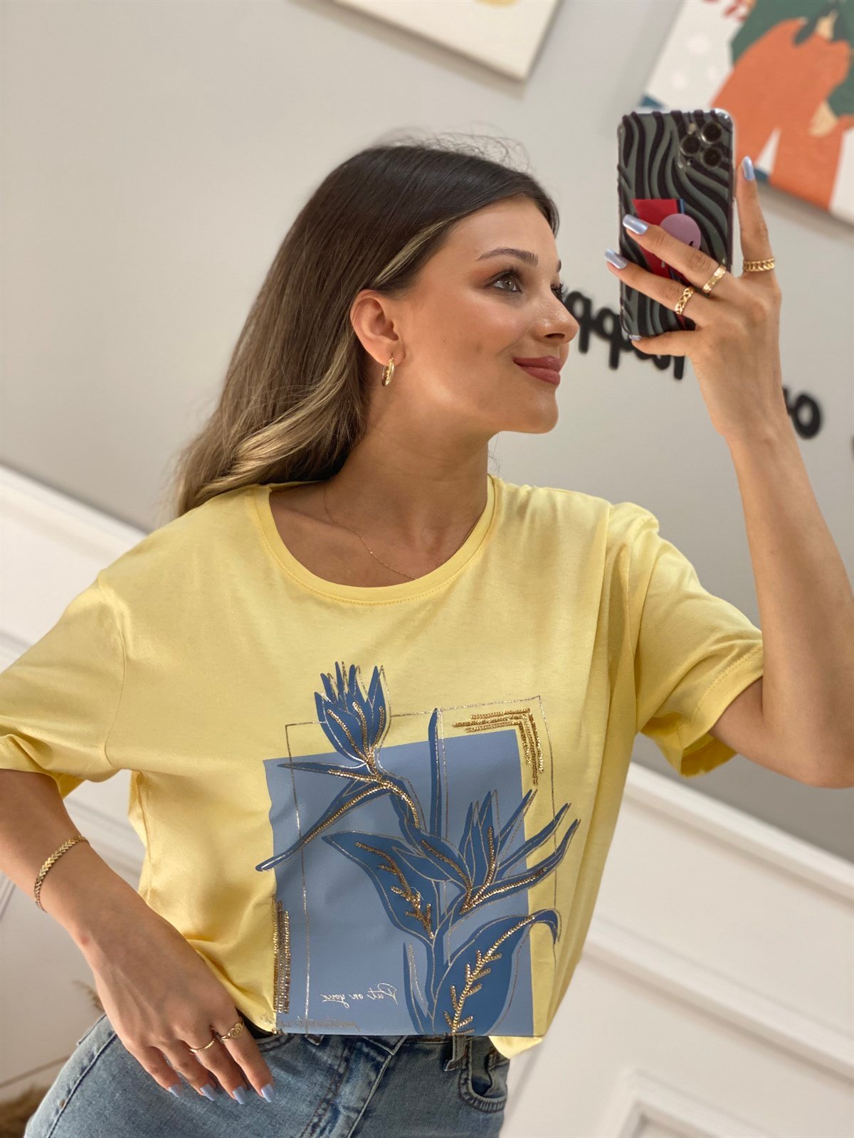 Sarı Gold Payet Dikimli Tshirt