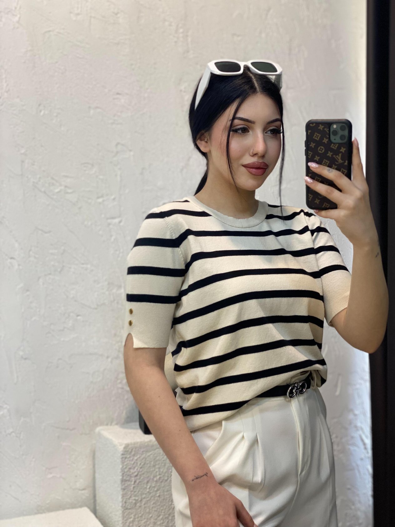 Siyah Bej Çizgili Kolları Düğmeli Model Triko Bluz 