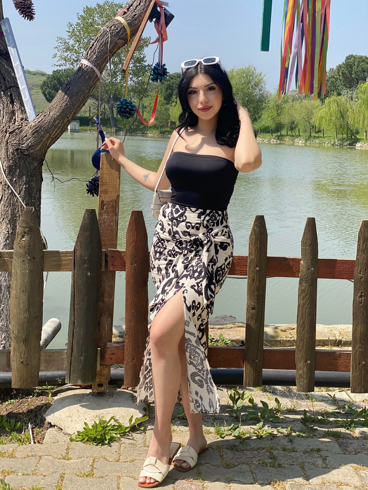 Siyah Etnik Desen Baglamalı Model Keten Etek