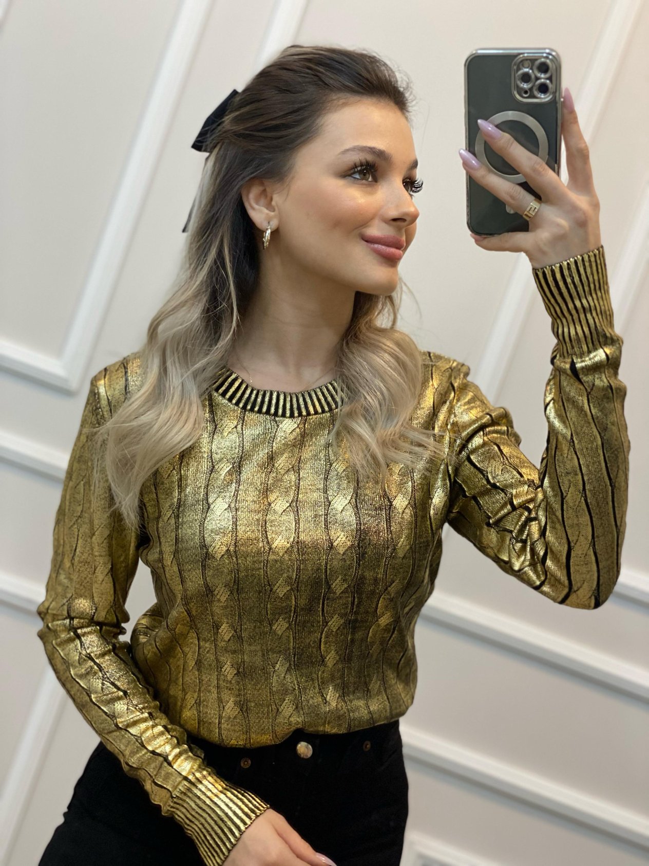Siyah Gold Varak Baskılı Zincir Örgü Model Triko
