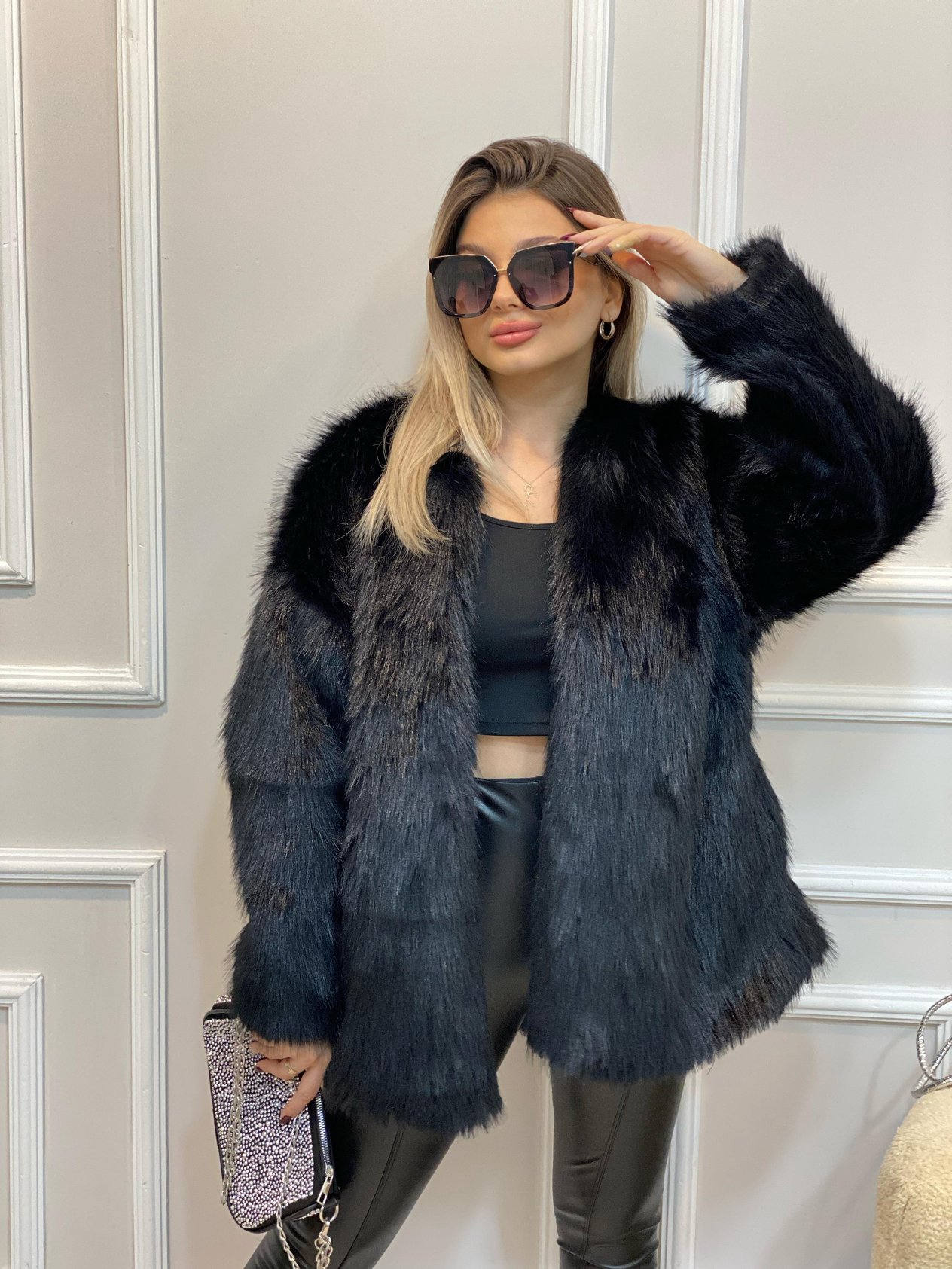 Siyah Marka Model Kürk Mont 
