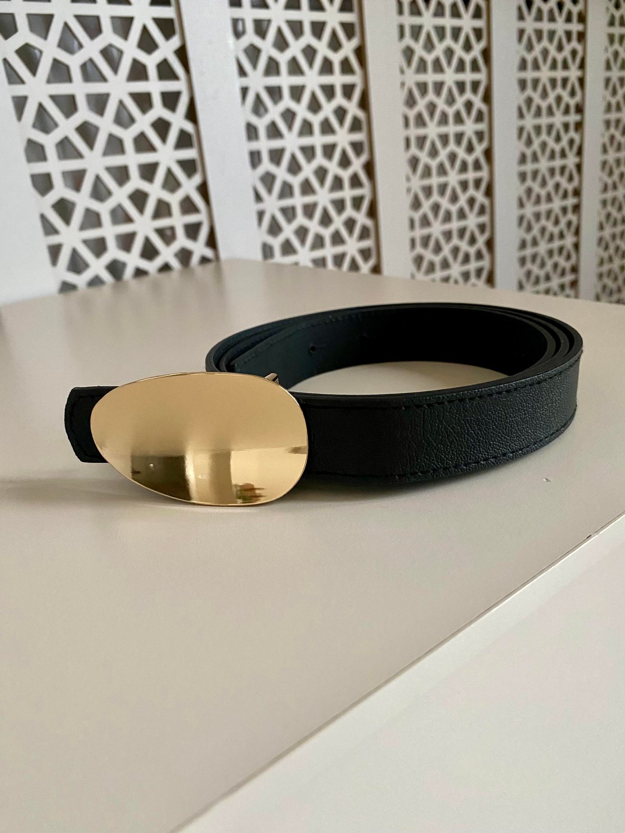 Siyah Oval Gold Tokalı Marka Model Kemer 