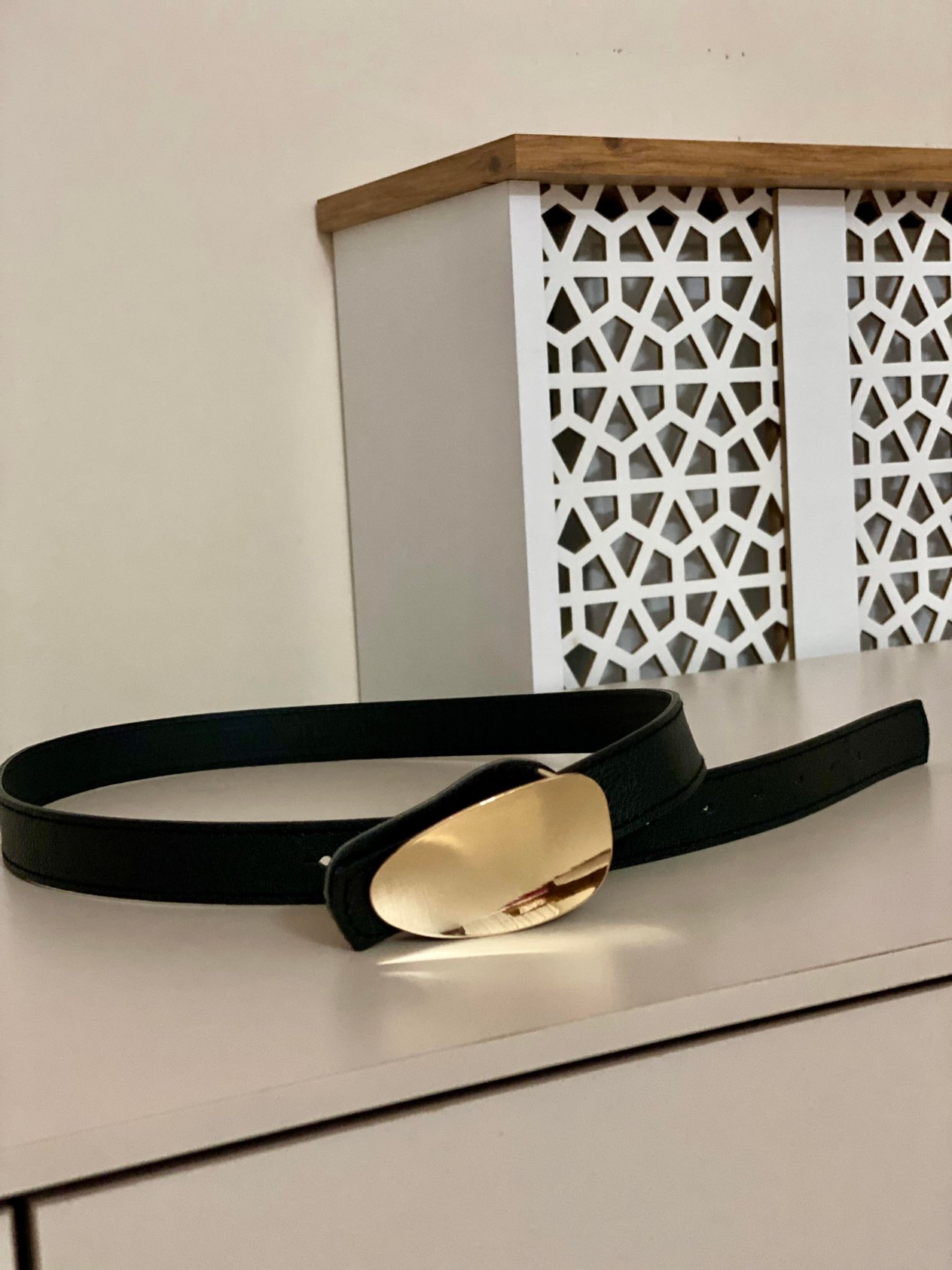 Siyah Oval Gold Tokalı Marka Model Kemer 