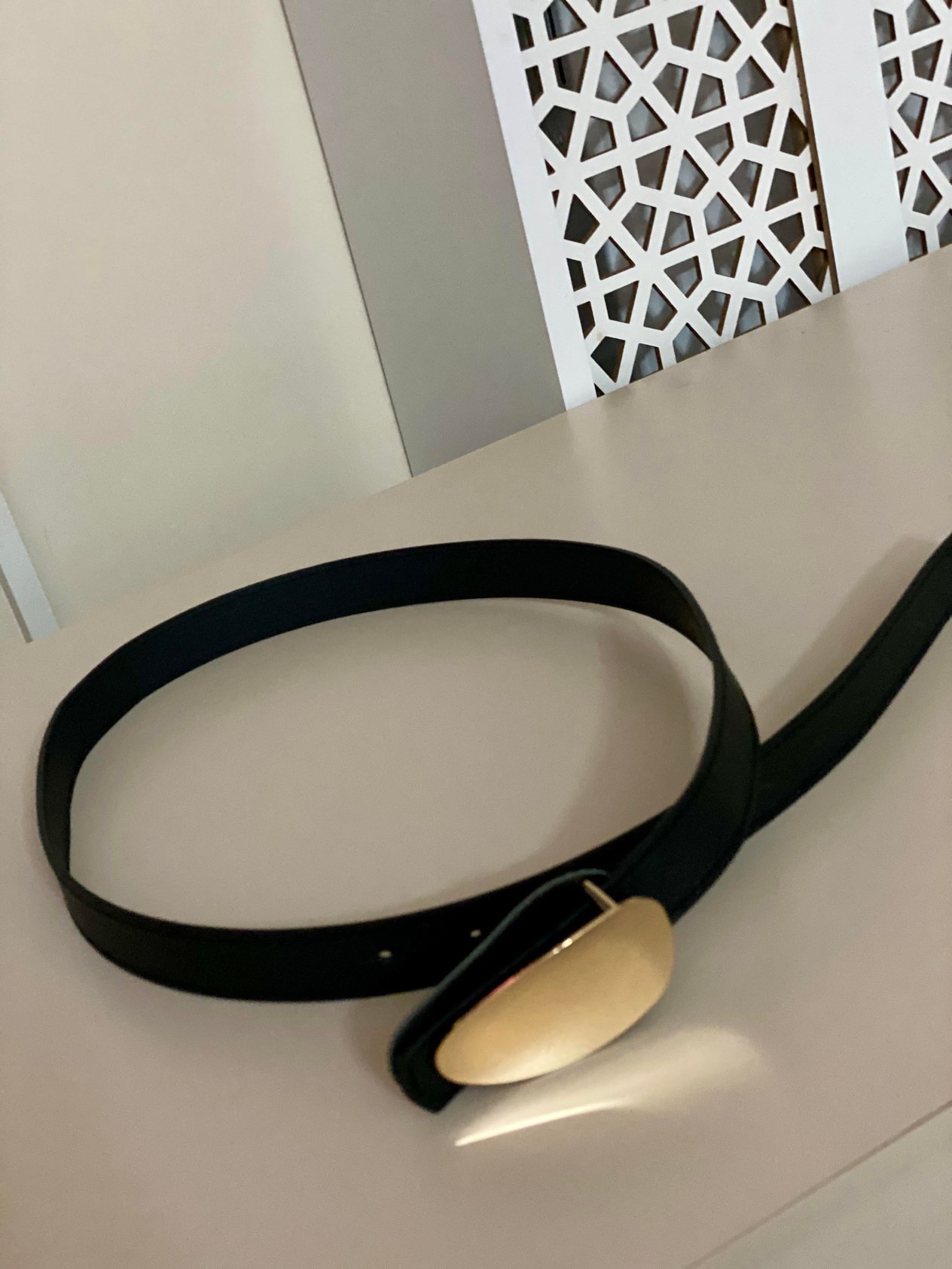 Siyah Oval Gold Tokalı Marka Model Kemer 