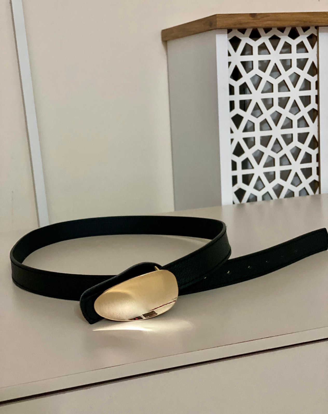 Siyah Oval Gold Tokalı Marka Model Kemer 