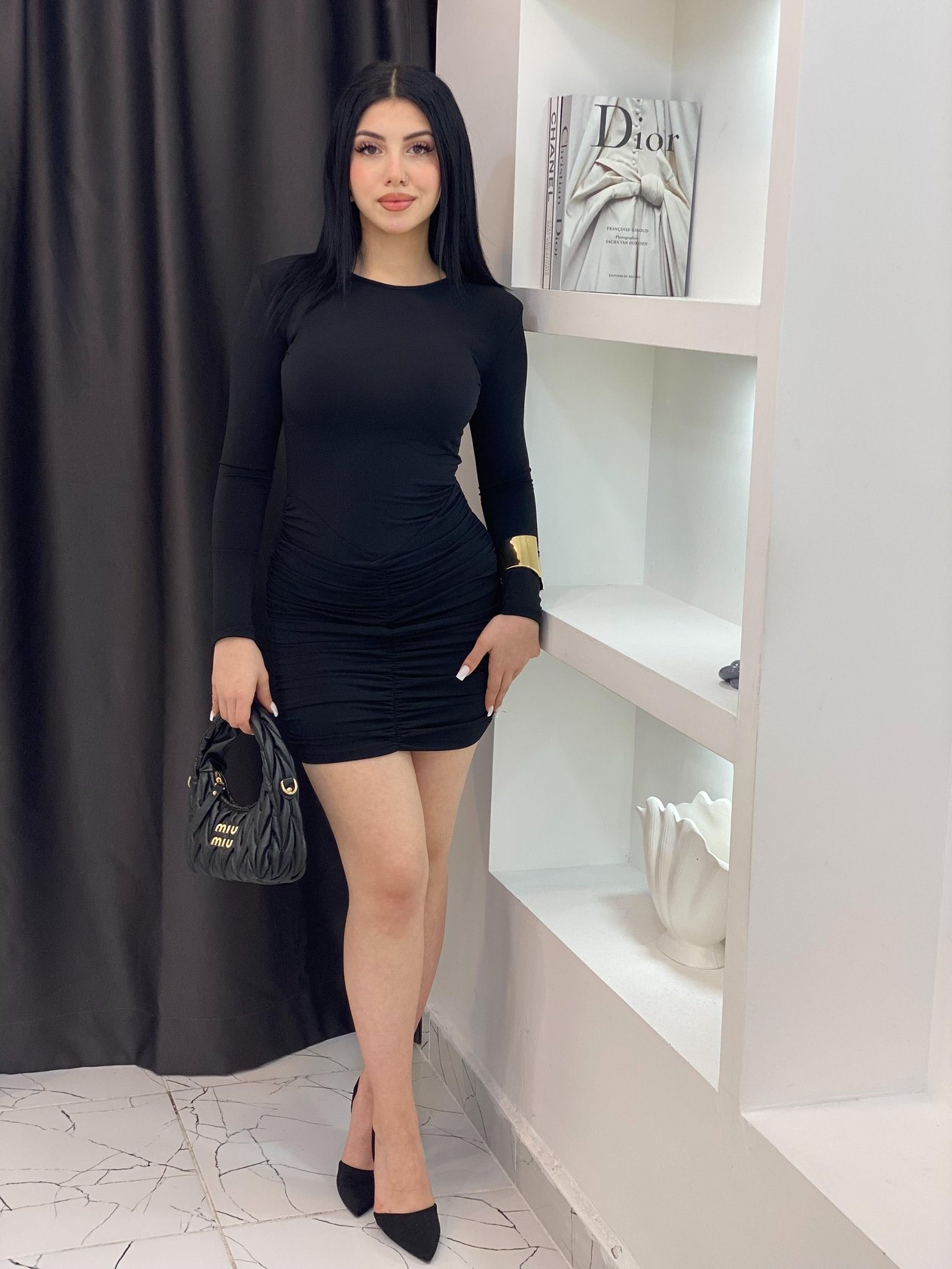 Siyah Vatkalı Drapeli Model Likralı Elbise 