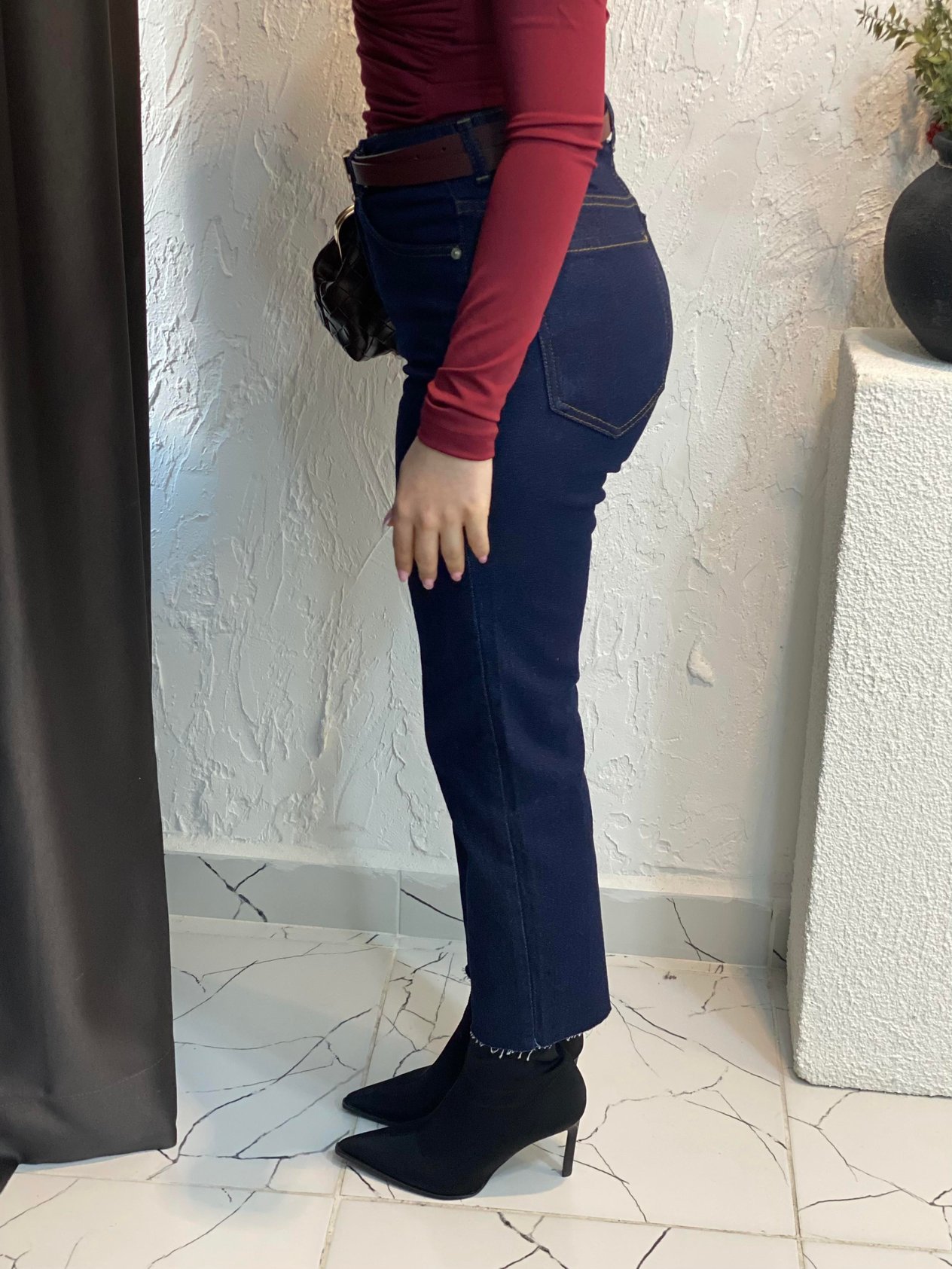 ZR Marka Koyu Lacivert Kesik Paça Boyfit Jean 