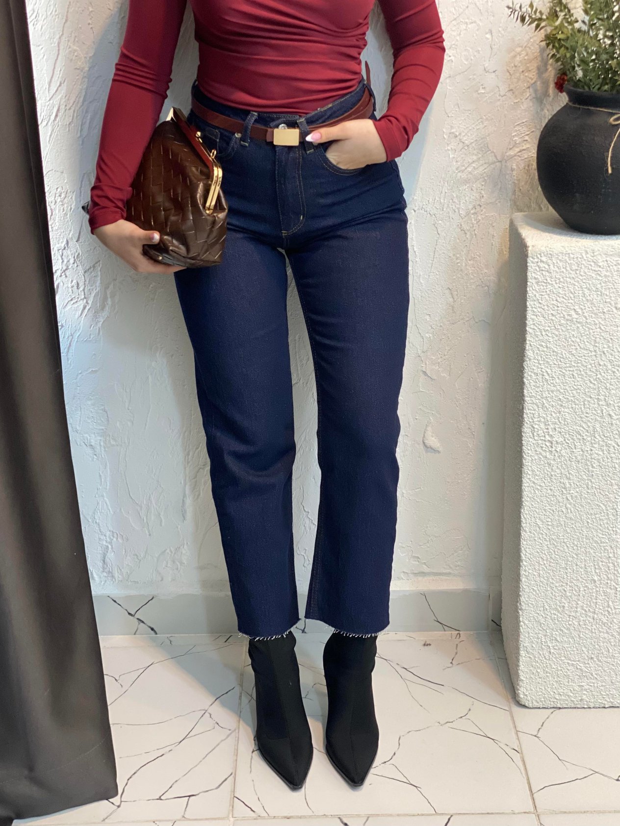 ZR Marka Koyu Lacivert Kesik Paça Boyfit Jean 