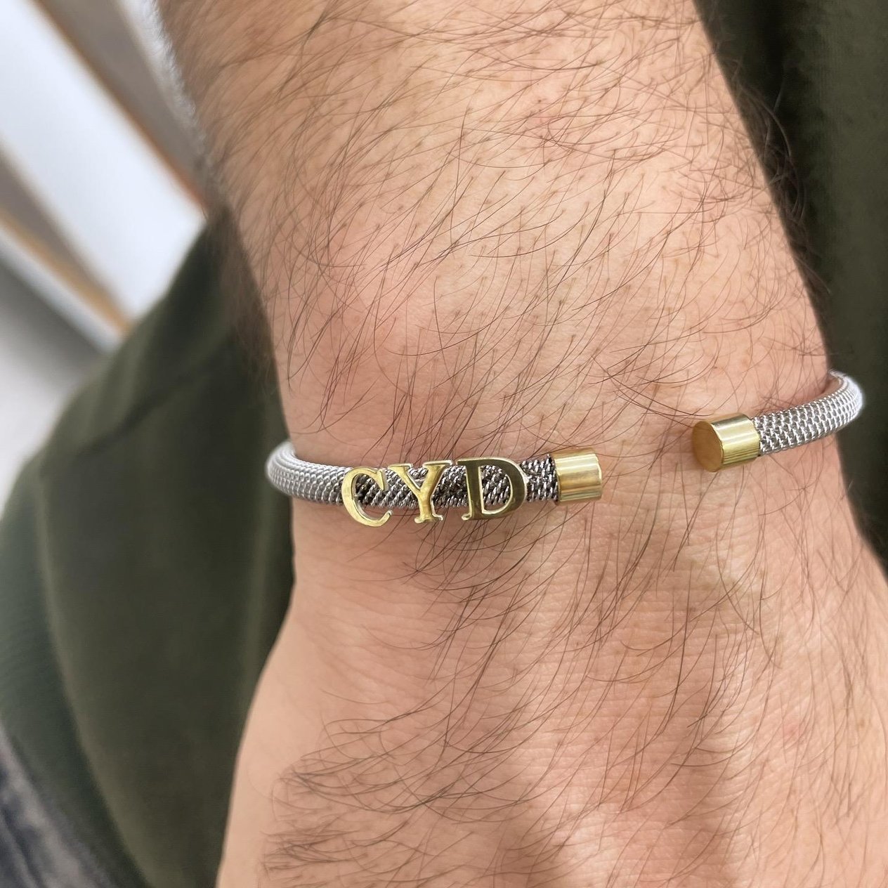 14k Altın 3 Harf Detaylı Beyaz Çelik Bileklik