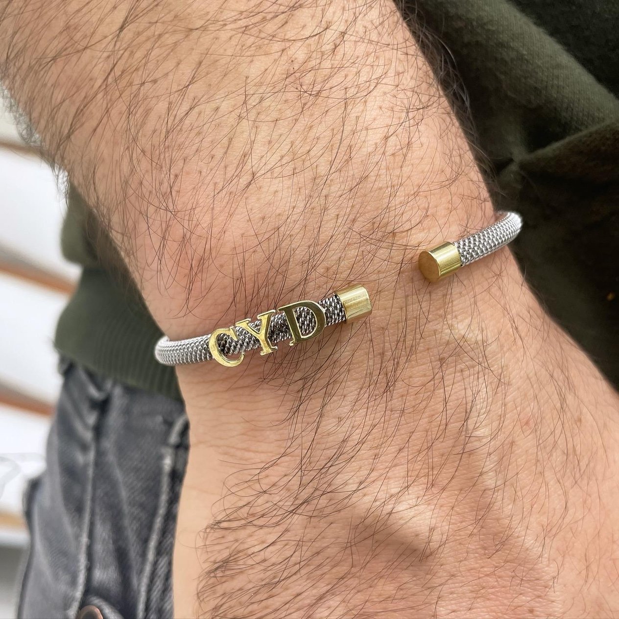 14k Altın 3 Harf Detaylı Beyaz Çelik Bileklik