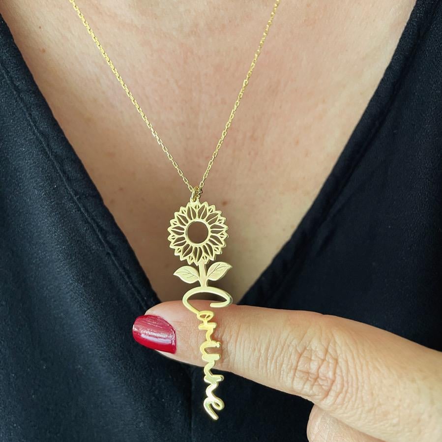 14k Altın Çiçekli İsim Kolye