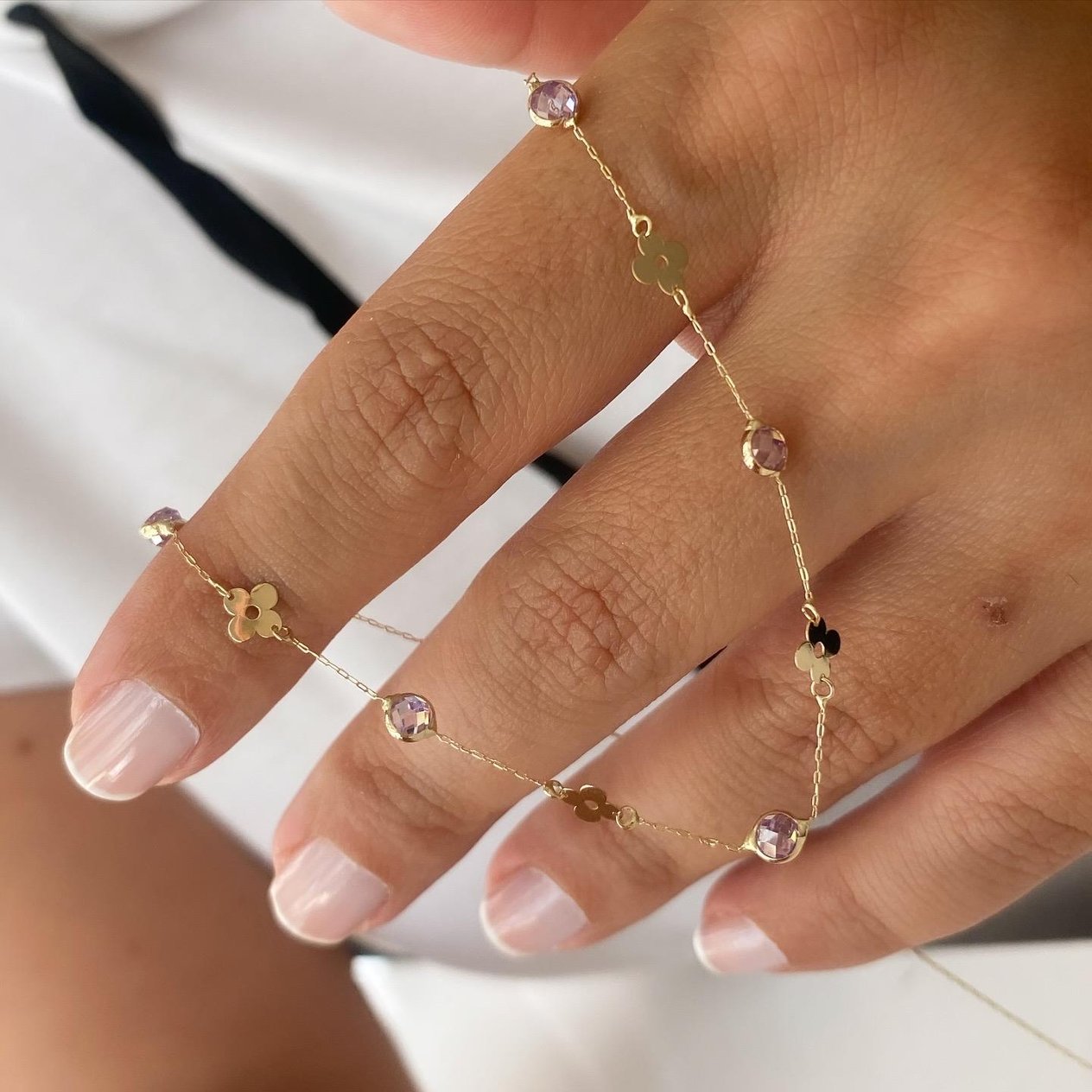 14k Altın Mor Taşlı Çiçek Zincir Kolye