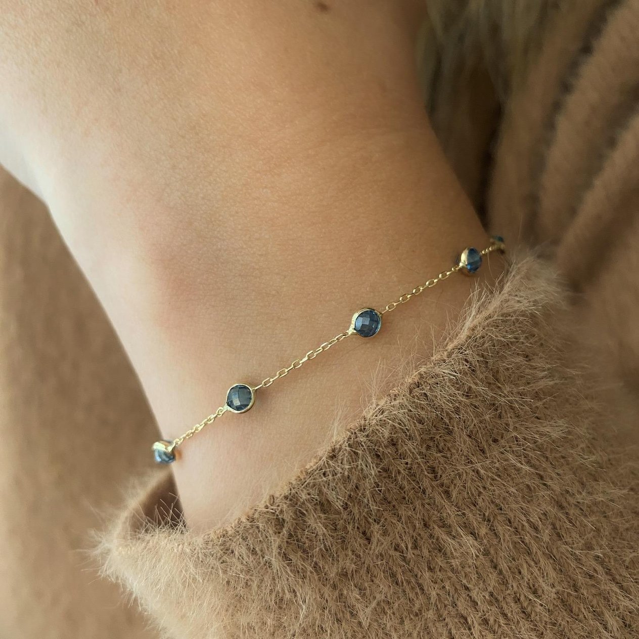 14k Safir Taşlı Altın Zincir Bileklik