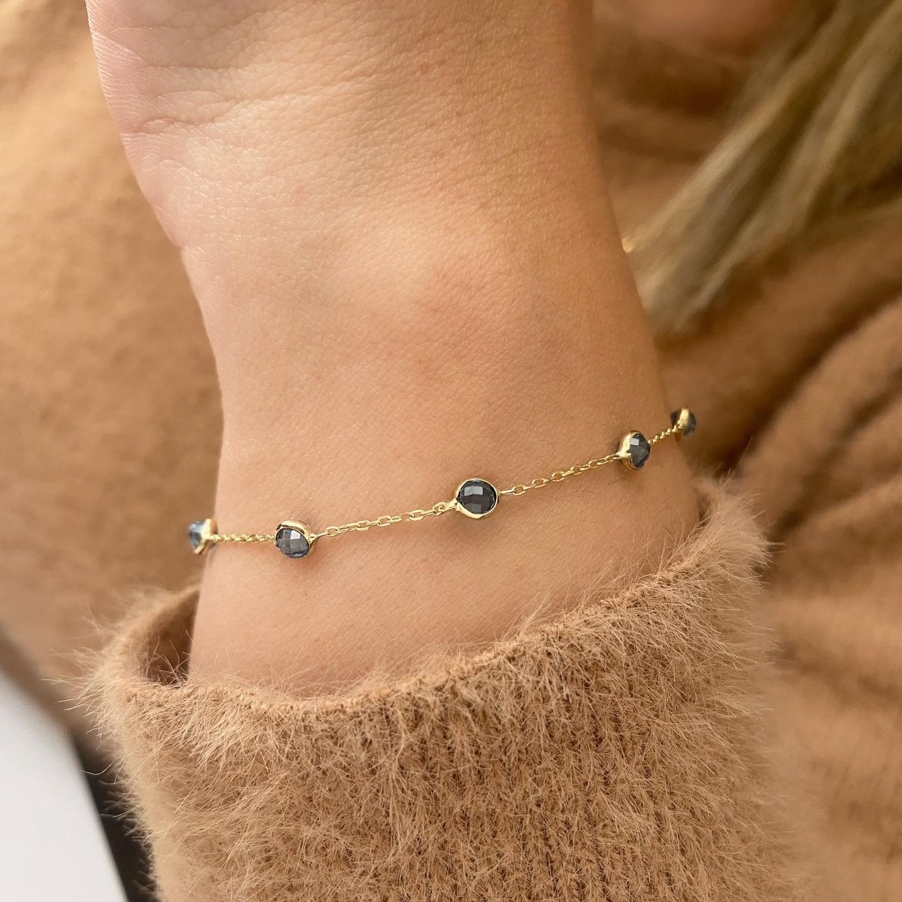 14k Safir Taşlı Altın Zincir Bileklik