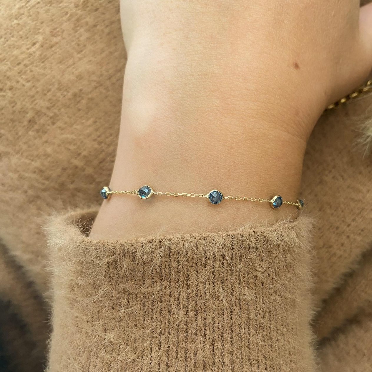 14k Safir Taşlı Altın Zincir Bileklik