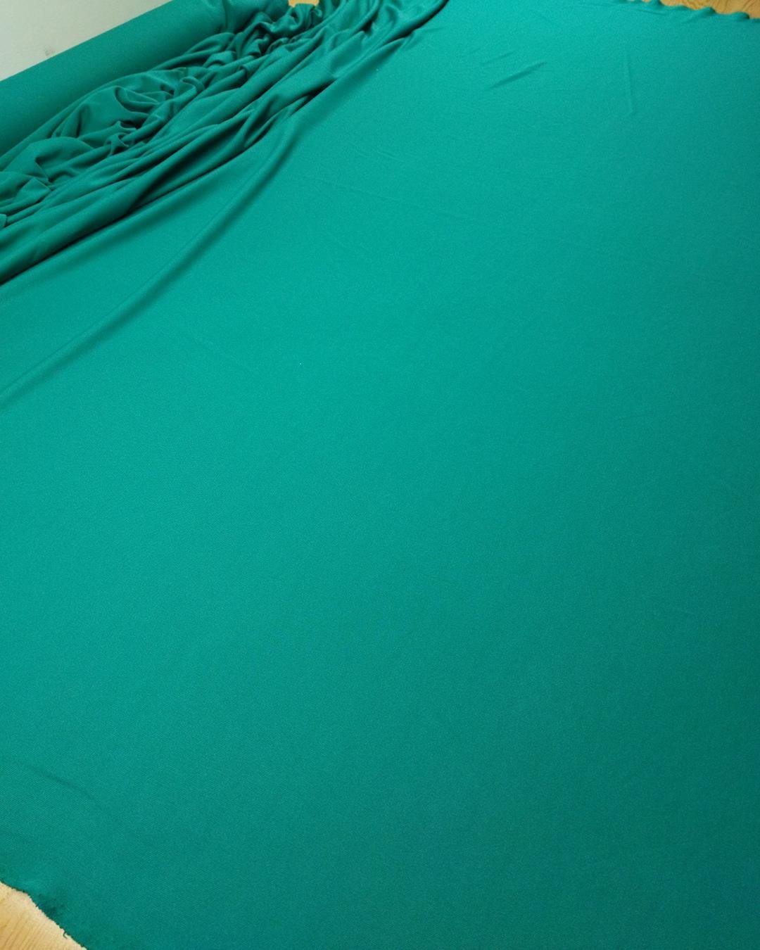 Astarlık Jarse Yeşil Renkte (En 150 cm x Boy 285 cm)